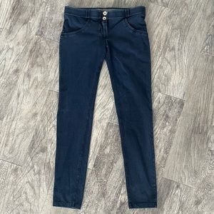 Freddy Jeans- Low Rise- Size 6